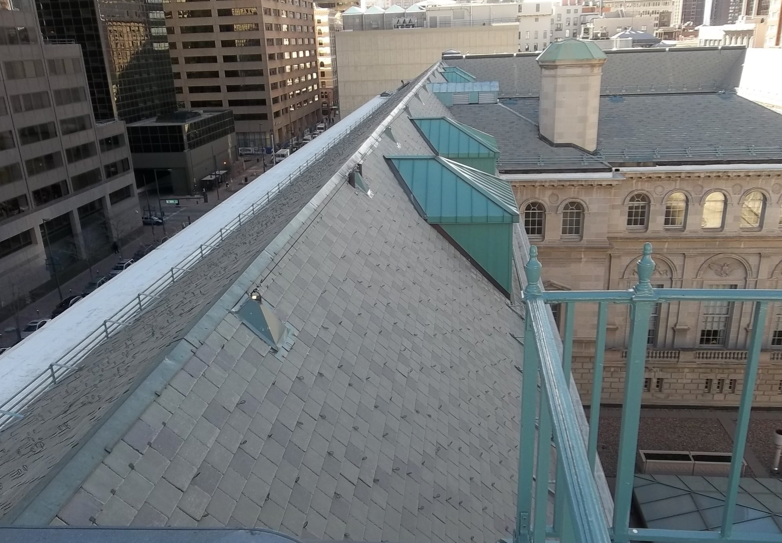 THE BYRON WHITE COURTHOUSE, DENVER, features a RoofPoint-certified high R-value (R-30) roof for energy savings. A dual-reinforced Derbigum modified bitumen membrane, 90-mil base sheet and a high-density coverboard were installed.