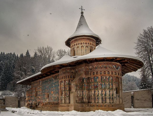 Photo 14. The Voroneț Monastery in Moldova is adorned with exterior frescoes. Photo: Adilena, Creative Commons Attribution.