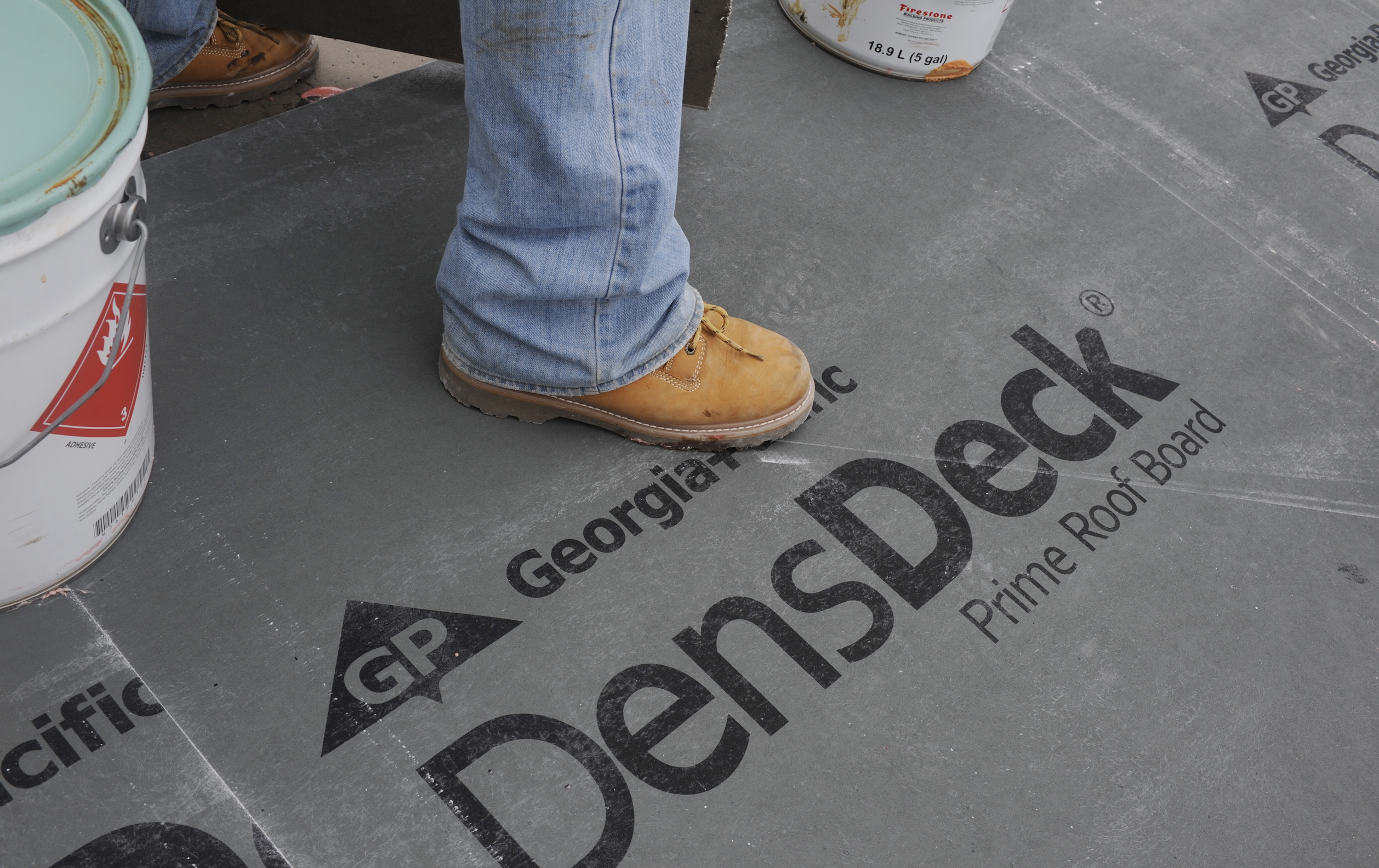 DensDeck Prime Roof Board with EONIC Technology
