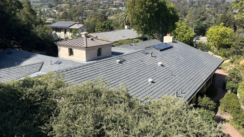 DaVinci Roofscapes introduces Province Slate. A 12-inch-wide tile with a fixed 8-inch exposure, Province Slate evokes a historical nature with authentic traditional slate appeal.