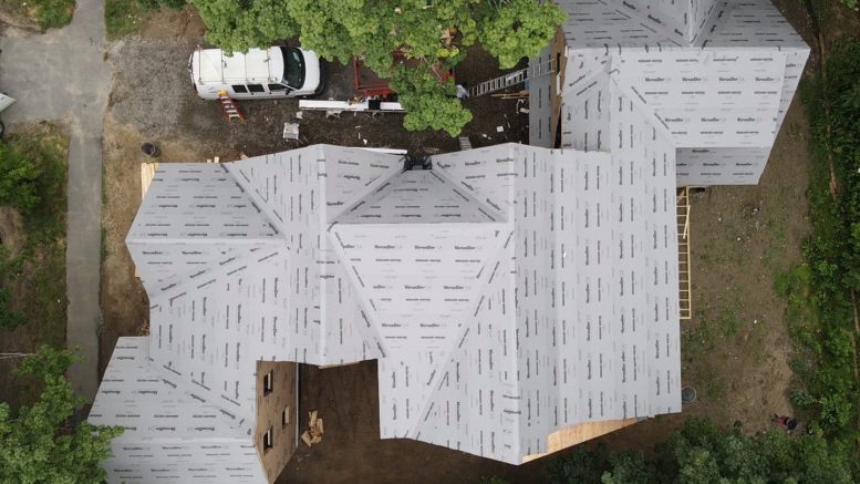Benjamin Obdyke is addressing an increasing problem of moisture buildup under the roof with the introduction of VaporDry SA, one of the industry’s first self-adhered, vapor-permeable roofing membranes. 